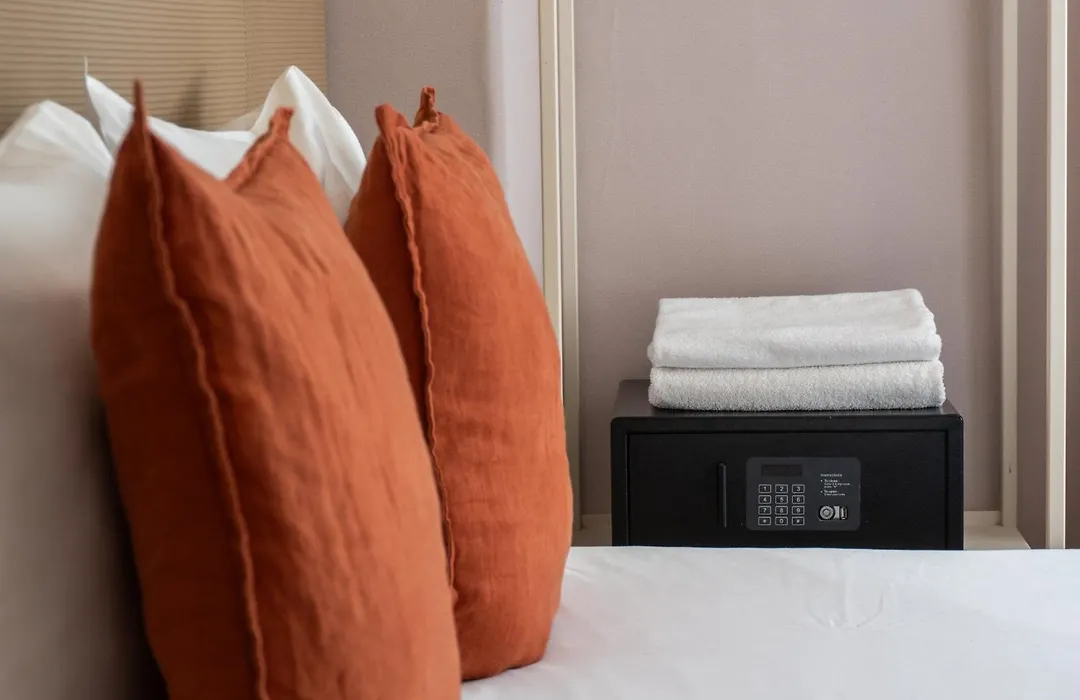 Cs Hotel-1